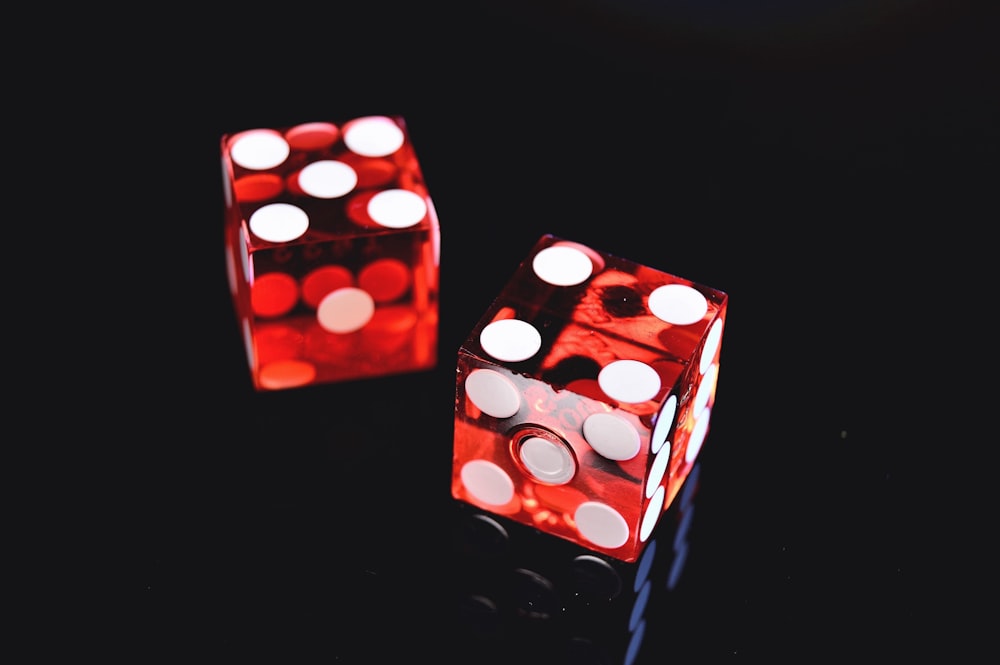 Dadu merah — ilustrasi bonus deposit harian